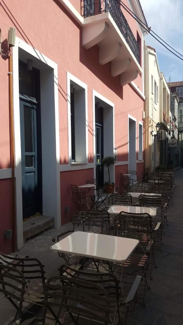 Alley Rooms Mytilíni Eksteriør bilde