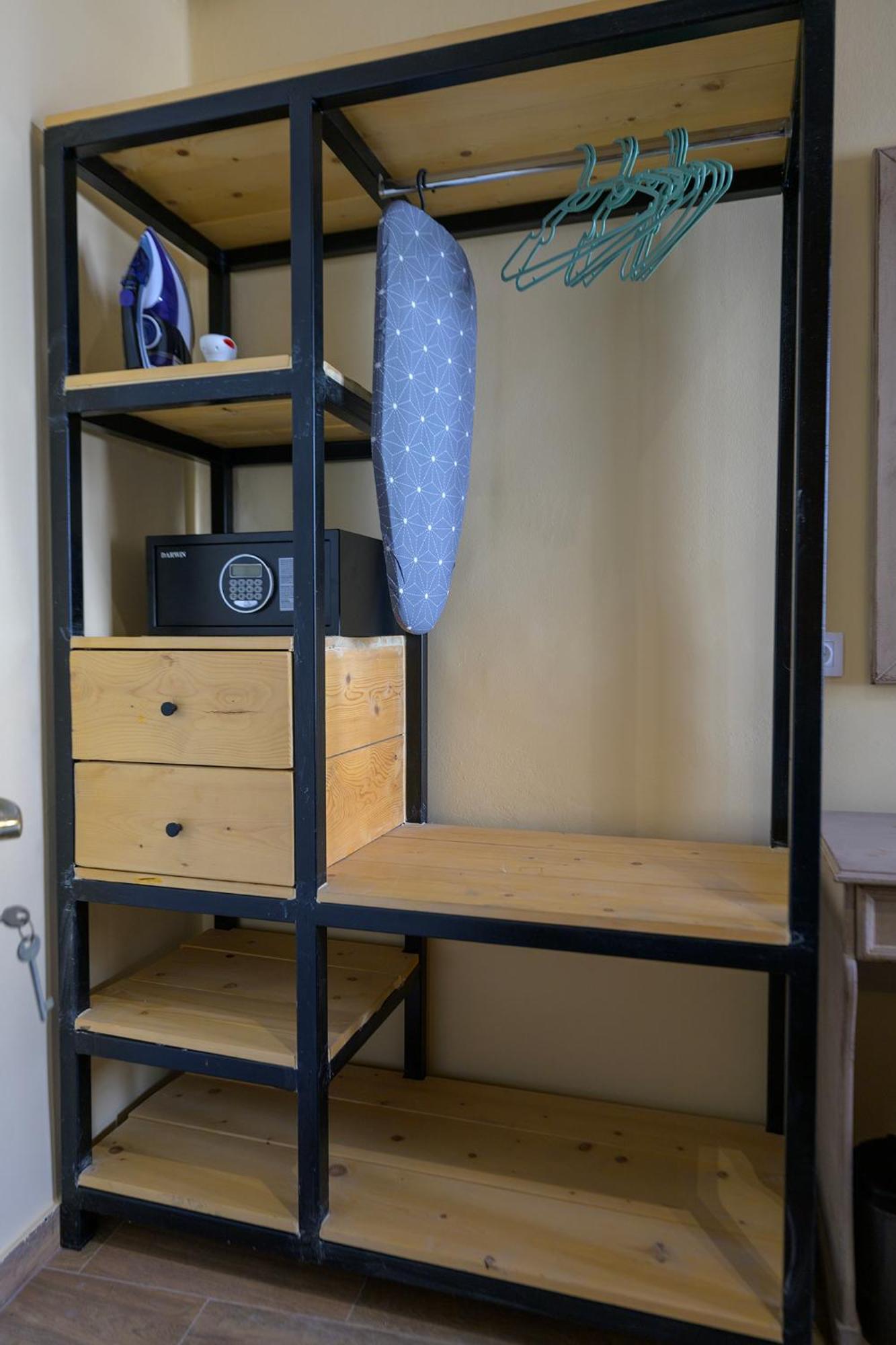 Alley Rooms Mytilíni Eksteriør bilde